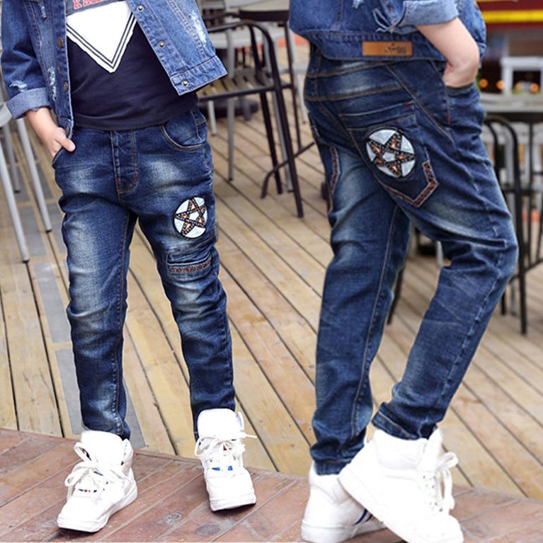 Bequeme und lässige  Kinder Jeans - Jungen