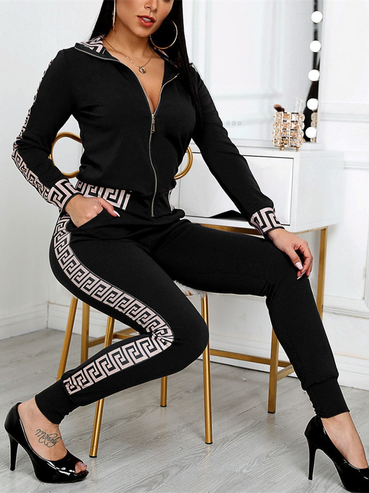 Schickes Damen Tracksuit Anzug