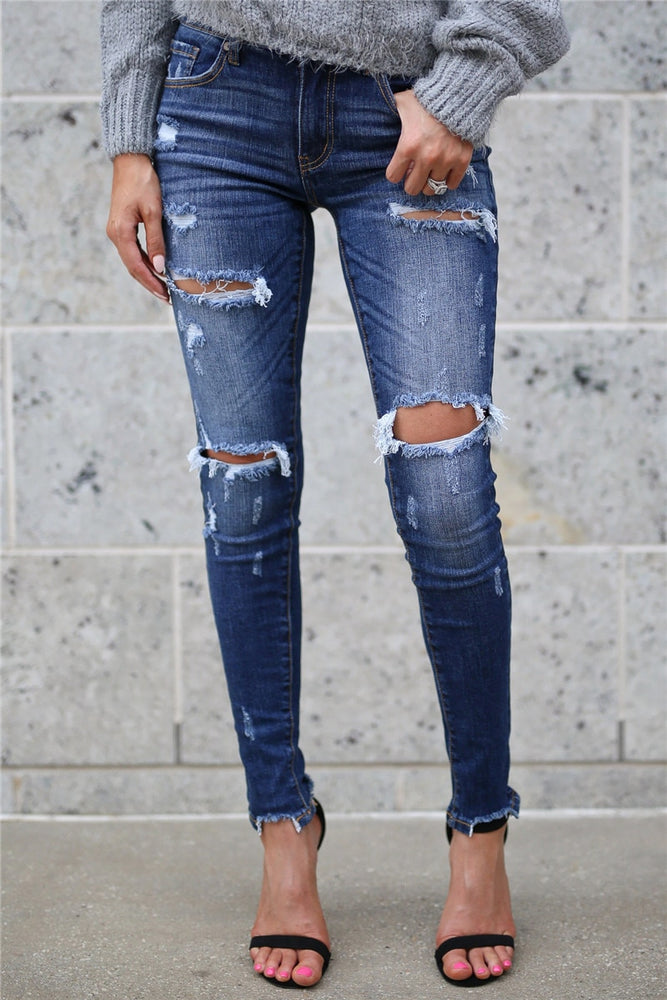 Zerrissene Damen Jeans in leichten Boyfriend Style