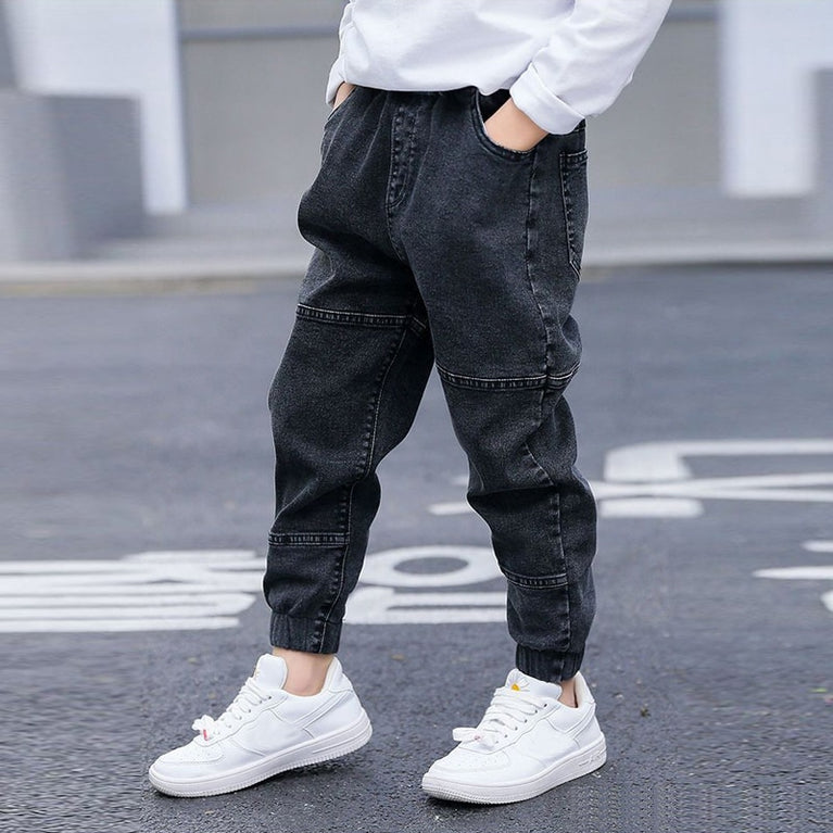 Bequeme und lässige  Kinder Jeans - Jungen