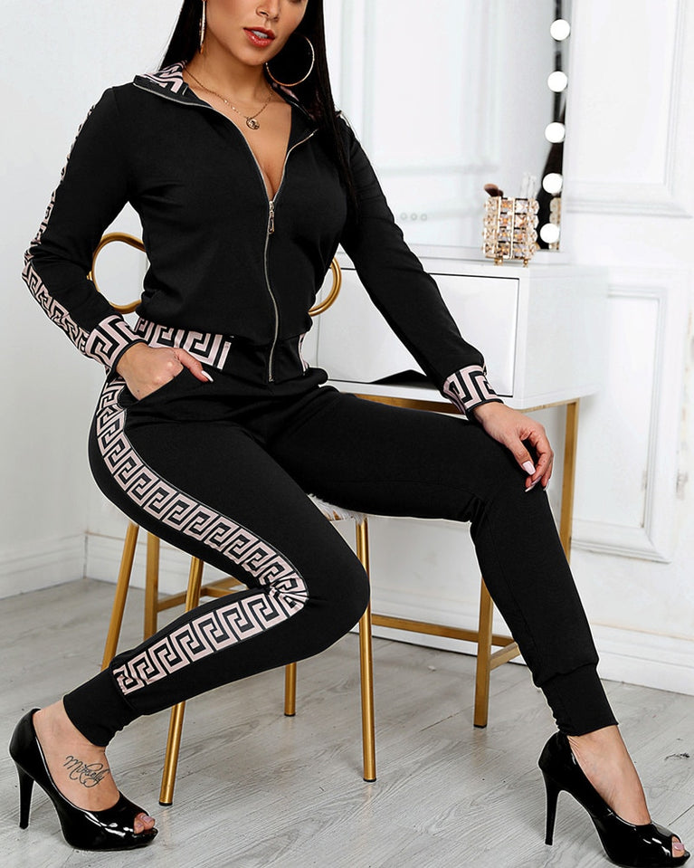 Schickes Damen Tracksuit Anzug