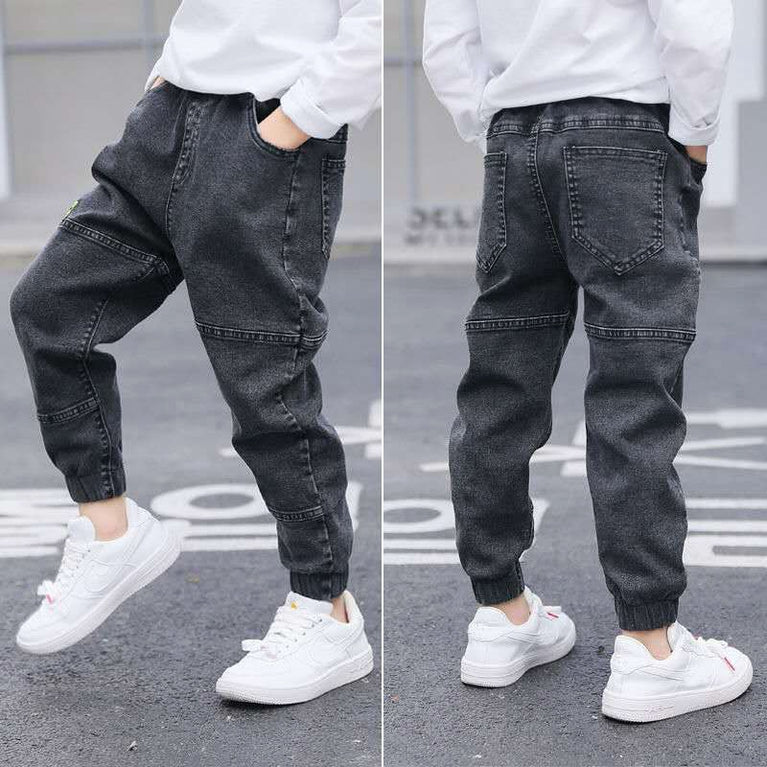 Bequeme und lässige  Kinder Jeans - Jungen