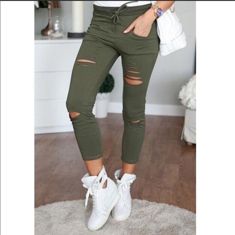 Ripped Stretch Jeans mit Cut Outs