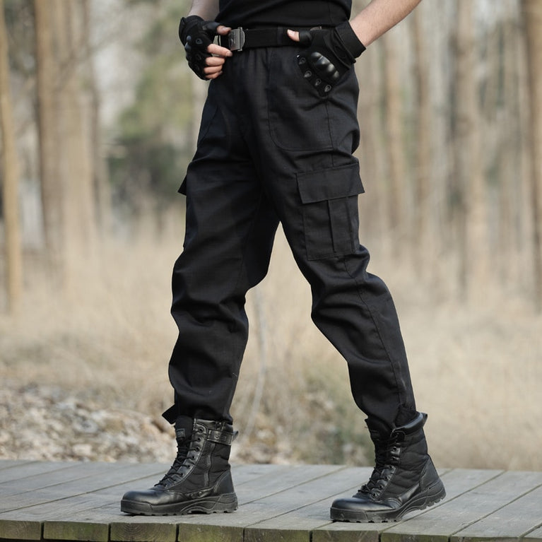 Schwarze Herren Militär-Cargohose