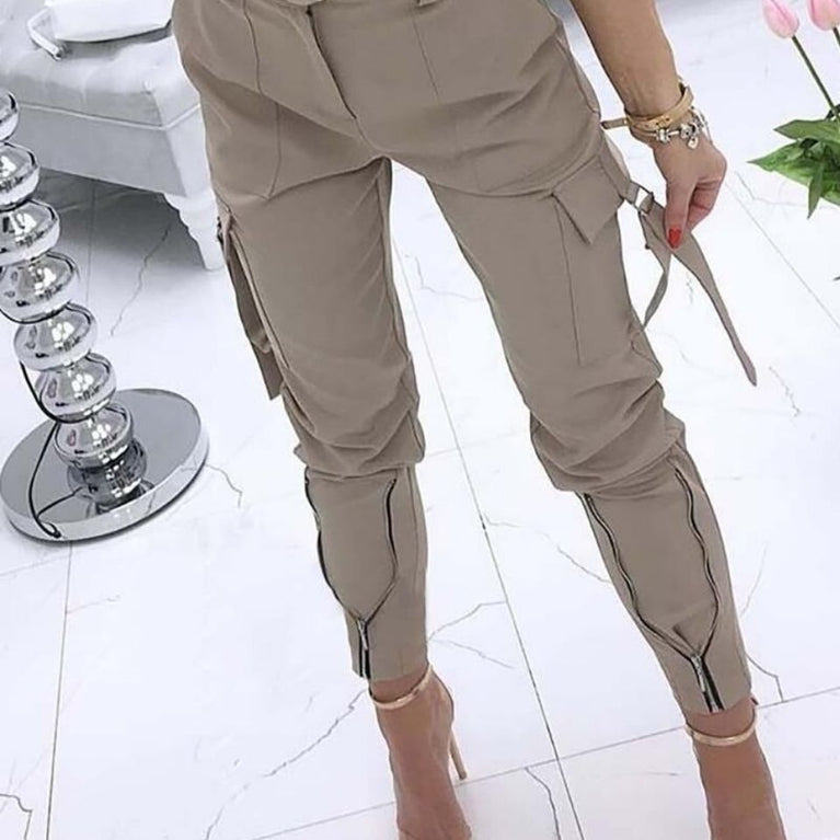 Sehr schicke Damen Hose in Cargo Stil